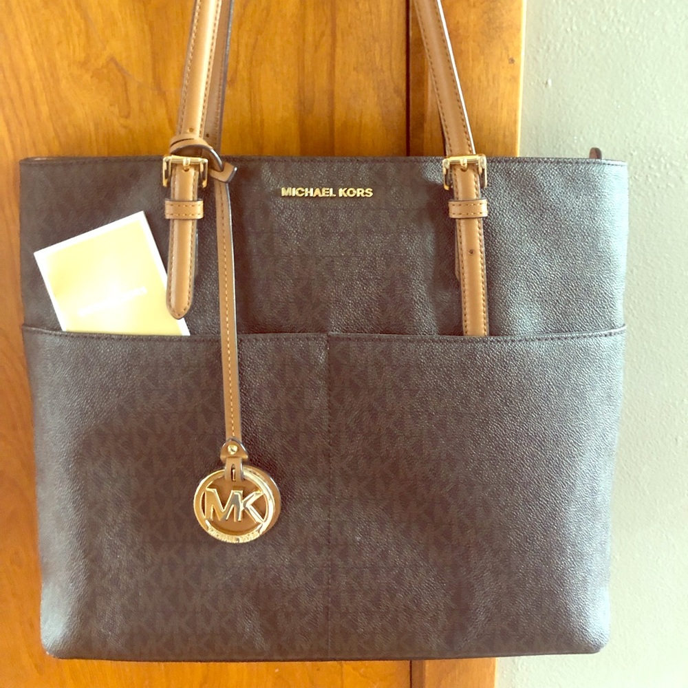 Small Michael Kors Jet Set Tote ... brown.
